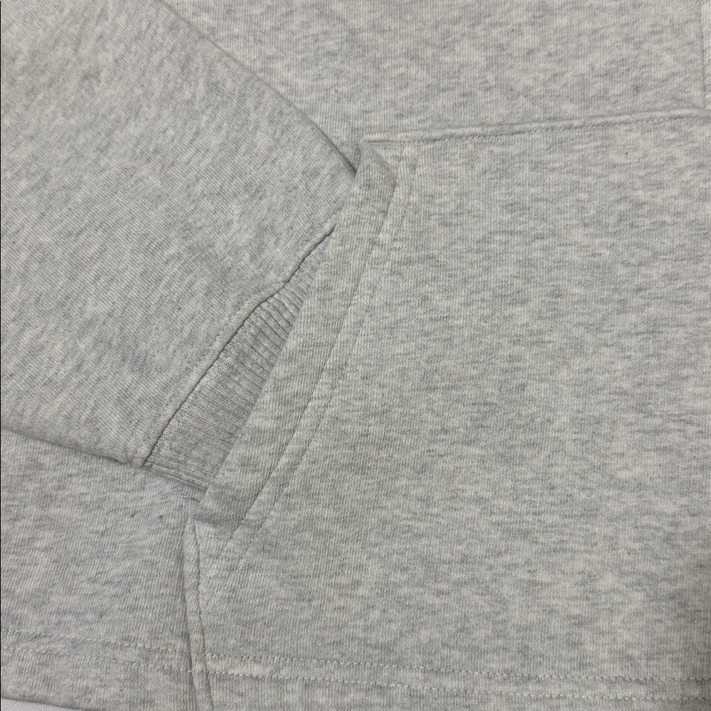 PINK by Victorias Secret cropped grey sweatshirt. Size M - Picture 5 of 6